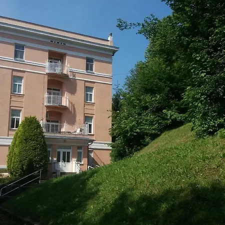 Apartma Ljubljanski Dom Lägenhet *