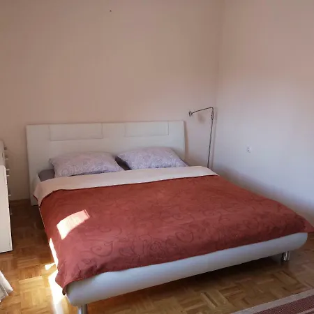 Apartma Ljubljanski Dom *